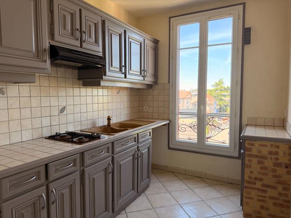 Appartement Colombes 4 pièce(s) 52.38 m2