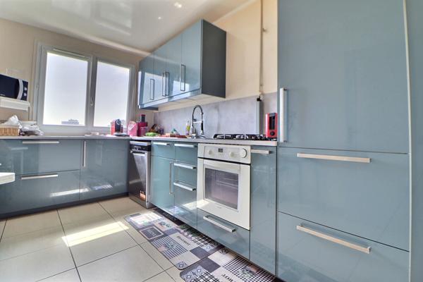 Appartement 3 pièces à vendre à Montigny les Cormeilles  + Place de parking