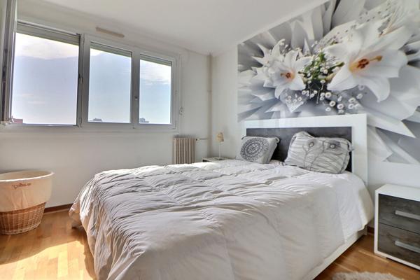 Appartement 3 pièces à vendre à Montigny les Cormeilles  + Place de parking