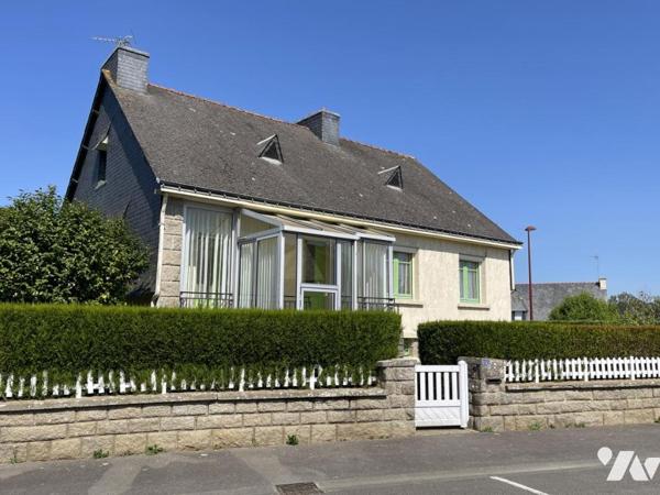 LOCMINE CENTRE MAISON NANTAISE SUR 480 m² - 4 CHAMBRES JARDIN CLOS