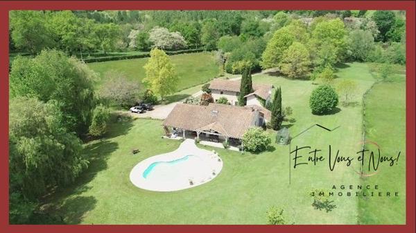 Propriété de charme, 376m2, 6ch sur 9ha à Bazas!