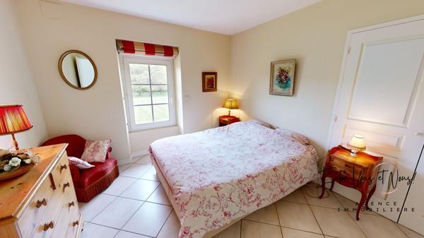Propriété de charme, 376m2, 6ch sur 9ha à Bazas!