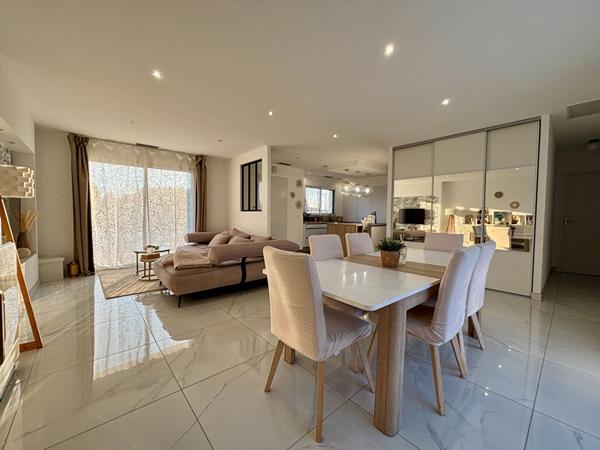 Maison récente de plain pied sous garantie