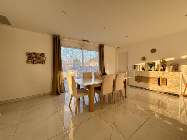 Maison récente de plain pied sous garantie