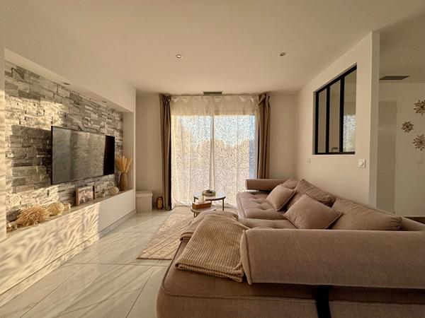 Maison récente de plain pied sous garantie