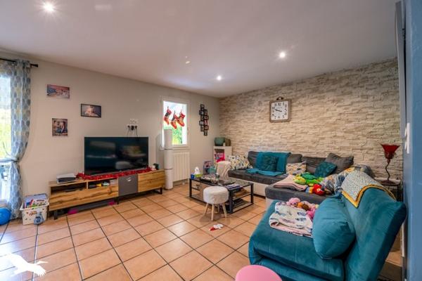 Maison à vendre |  Razac-sur-l'Isle |  6 pièces | 100 m²