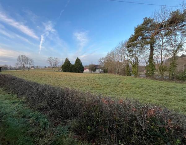 Maison à vendre |  Étagnac |  6 pièces | 81 m²