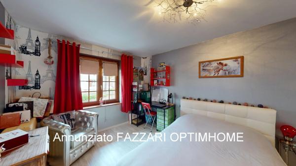 EXCLUSIVITÉ – Maison en pierre entièrement rénovée avec jardin, garage et suite parentale, à Brandeville (Meuse, 55150), proche des frontières belge et luxembourgeoise.