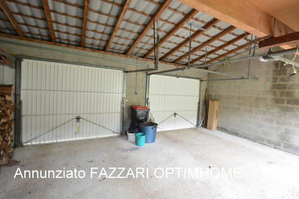 EXCLUSIVITÉ – Maison en pierre entièrement rénovée avec jardin, garage et suite parentale, à Brandeville (Meuse, 55150), proche des frontières belge et luxembourgeoise.