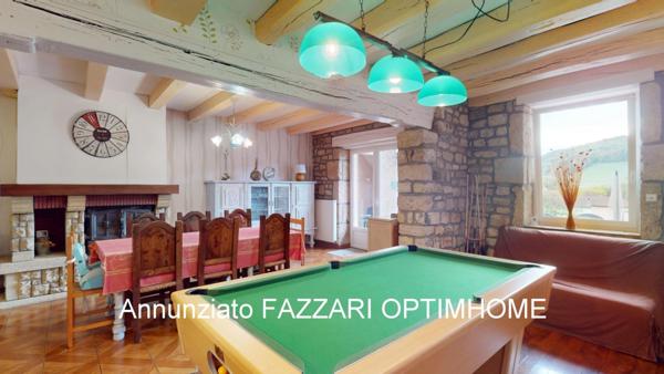 EXCLUSIVITÉ – Maison en pierre entièrement rénovée avec jardin, garage et suite parentale, à Brandeville (Meuse, 55150), proche des frontières belge et luxembourgeoise.