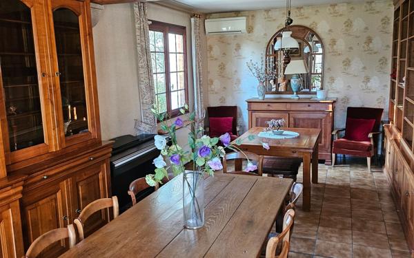 Maison à vendre    7 pièces • 169 m2 Limoges