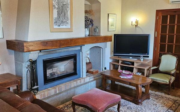 Maison à vendre    7 pièces • 169 m2 Limoges