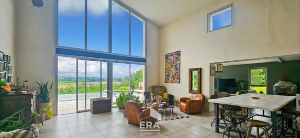 Proche LANGON - ST PARDON DE CONQUES - Belle propriété avec vue , deux maisons, garage, piscine, parcelle de 6000m²