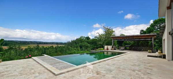 Proche LANGON - ST PARDON DE CONQUES - Belle propriété avec vue , deux maisons, garage, piscine, parcelle de 6000m²
