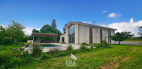 Proche LANGON - ST PARDON DE CONQUES - Belle propriété avec vue , deux maisons, garage, piscine, parcelle de 6000m²