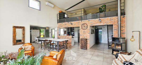 Proche LANGON - ST PARDON DE CONQUES - Belle propriété avec vue , deux maisons, garage, piscine, parcelle de 6000m²