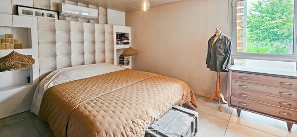 Proche LANGON - ST PARDON DE CONQUES - Belle propriété avec vue , deux maisons, garage, piscine, parcelle de 6000m²