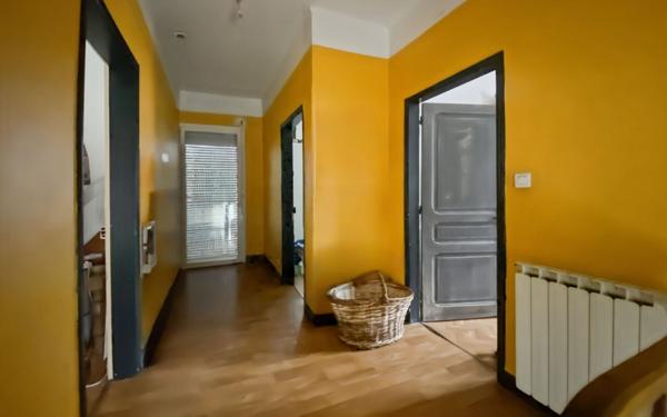 Maison à vendre    5 pièces •  Caussade