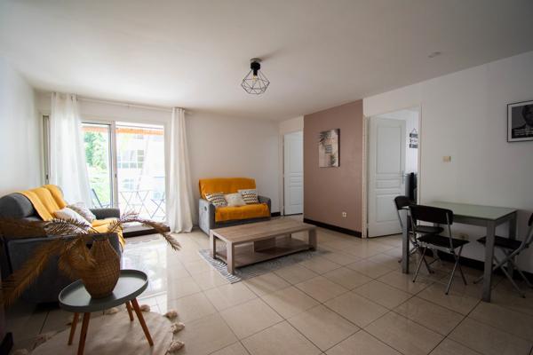 T3 Meublé et lumineux avec terrasse et parking en sous-sol