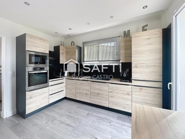 VILLA AUTHENTIQUE 4 PIECES avec VUE DEGAGEE, DEPENDANCE & GARAGE