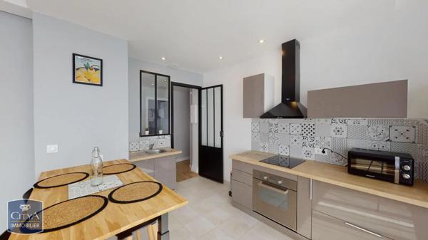 Appartement à louer 3 pièces 61m²
