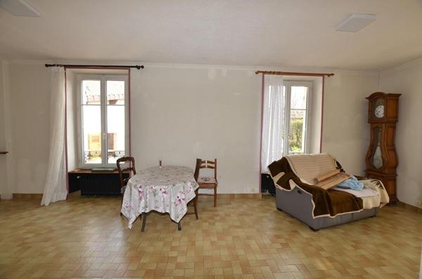 Maison à rénover avec T2 & Grand Garage