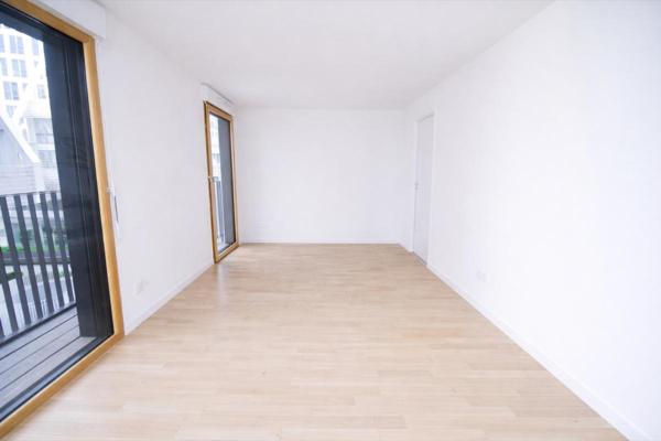 La Défense - 4P 80 m²  avec balcon - Immeuble 2020