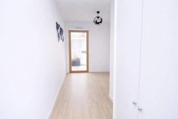 La Défense - 4P 80 m²  avec balcon - Immeuble 2020