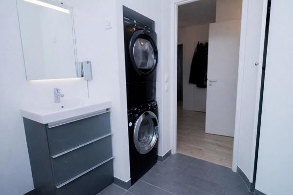 La Défense - 4P 80 m²  avec balcon - Immeuble 2020