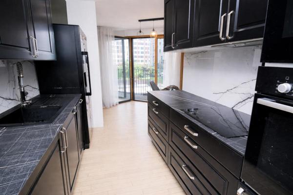 La Défense - 4P 80 m²  avec balcon - Immeuble 2020