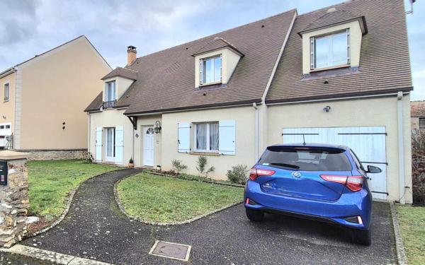 Maison à vendre    7 pièces • 145,69 m2 Savigny-le-Temple