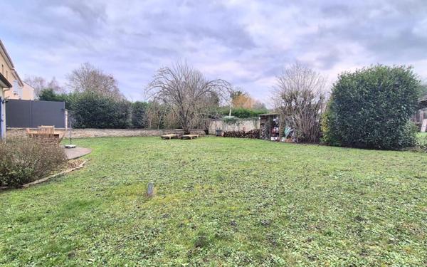 Maison à vendre    7 pièces • 145,69 m2 Savigny-le-Temple