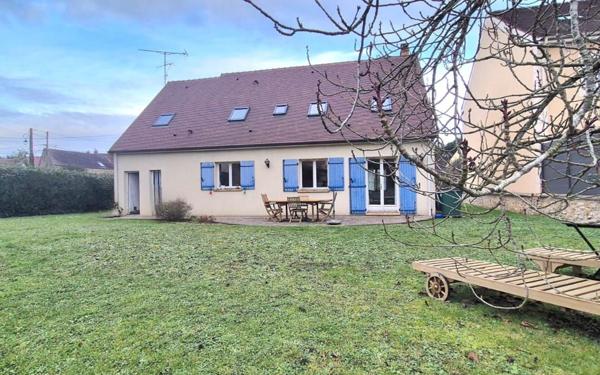 Maison à vendre    7 pièces • 145,69 m2 Savigny-le-Temple