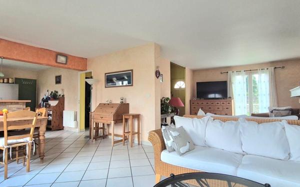 Maison à vendre    7 pièces • 145,69 m2 Savigny-le-Temple