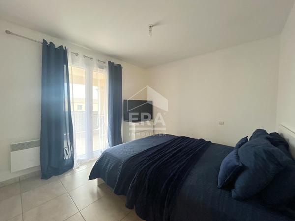 A VENDRE PERTUIS 84120 APPARTEMENT DUPLEX LOUE TYPE 3 PIECES D'ENVIRON 65M² AVEC JARDIN ET STATIONNEMENTS