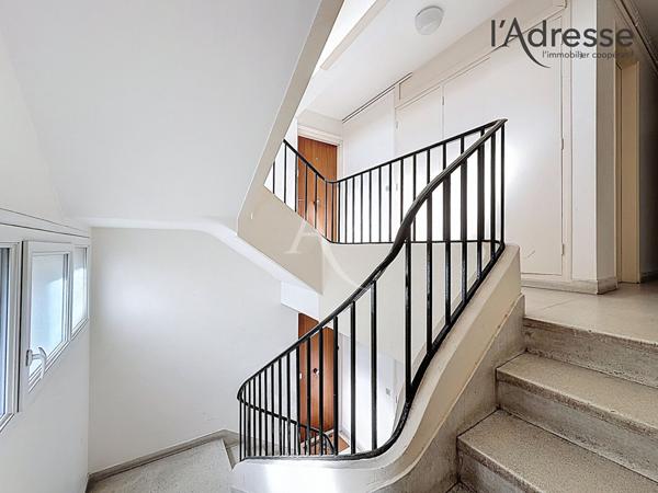 SURESNES/ Maréchal de Lattre de Tassigny - Vue Paris - Appartement Studio 36m² - 1 Cave - 1 BOX