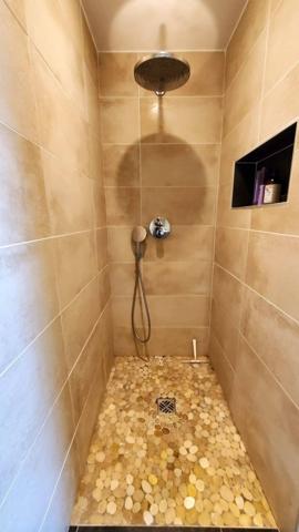 Grande maison au calme, bout d'impasse, grand terrain !