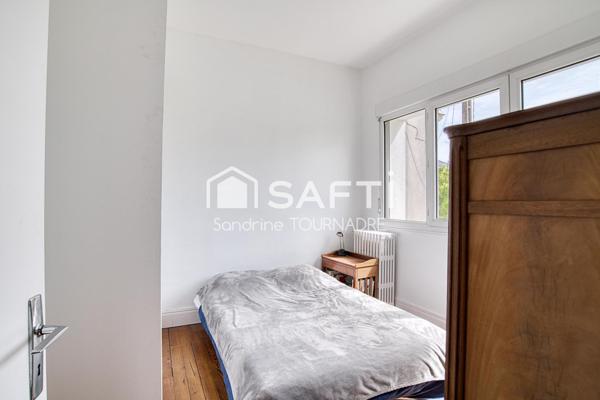 Quartier Bel Air - Maison, 3chambres, studio et double garage, jardin 700 m2