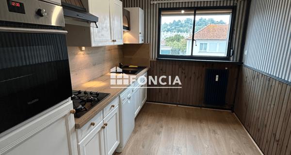 Location Appartement 3 pièces 67.63 m² - Laon 02000