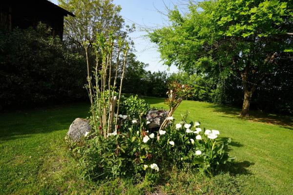Maison de maître 10 pièces , dépendance 140m² , piscine 1h de Bordeaux, 3h de Paris