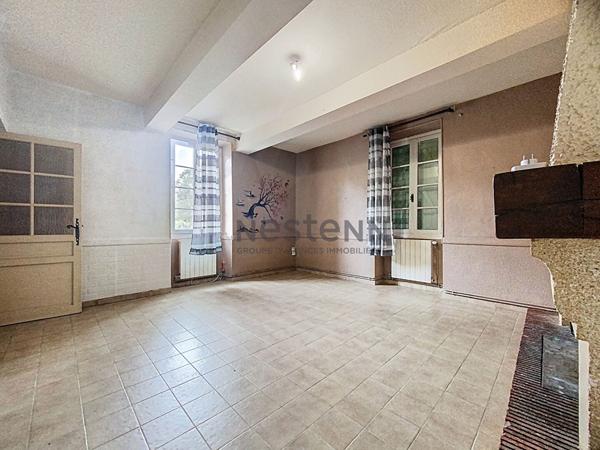 A vendre Maison de village 5 pièces de 134m2, à Ornezan, avec dépendance sur un jardin arboré de