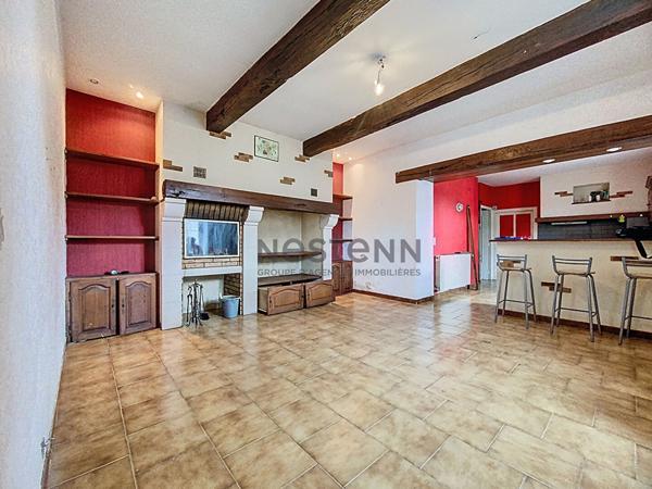 A vendre Maison de village 5 pièces de 134m2, à Ornezan, avec dépendance sur un jardin arboré de