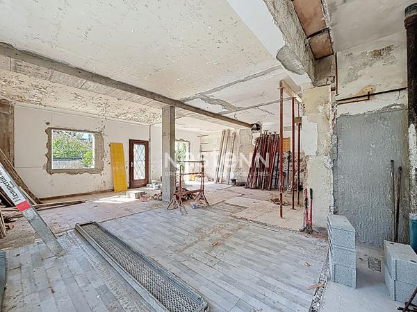 Golfe-Juan - Maison - 140 m² À RÉNOVER - Proche plage - 2 stationnements