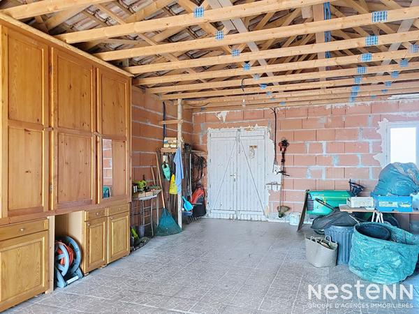 A Vendre Maison en pierre rénovée de 185 m² avec piscine et double garage au coeur de la campagne Condomoise