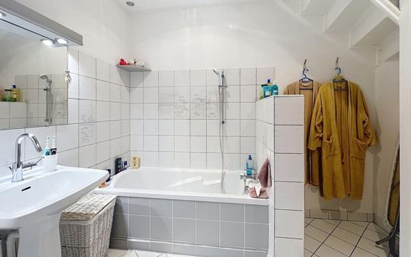 Maison à vendre    5 pièces •  Valence