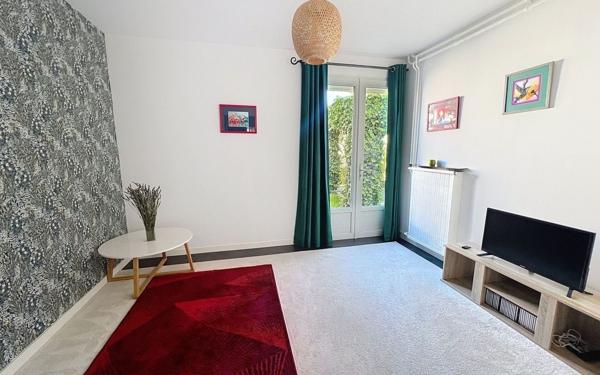 Maison à vendre    5 pièces •  Valence