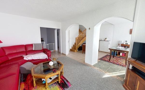 Maison à vendre    5 pièces •  Valence