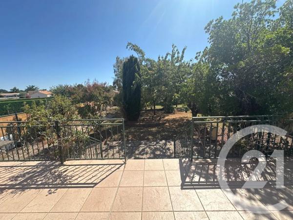 Maison à vendre  4 pièces - 124 m 2   LUCON  - 85