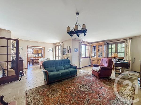 Maison à vendre  4 pièces - 124 m 2   LUCON  - 85