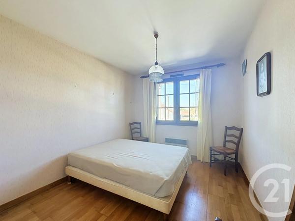 Maison à vendre  4 pièces - 124 m 2   LUCON  - 85